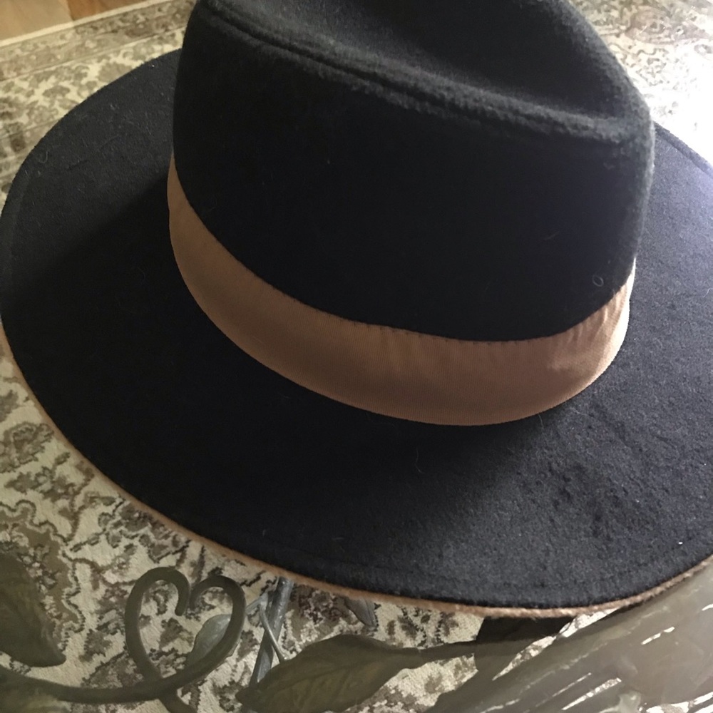 Hat - Picture 3 of 3